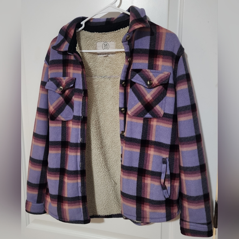 Sage Collective Plaid Jacket with Faux Sherpa Lining. 100% Polester. Warm.